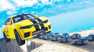 Полицейская погоня, на извилистой дороге