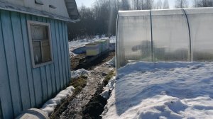 Привет вам от Дика и от меня.