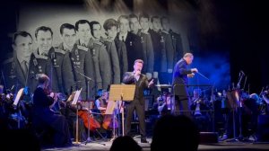 Как молоды мы были. А. Пахмутова, Н. Добронравов. Александр Суханов