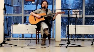 16) Квартирник (О. Митяев "Как здорово, что все мы здесь сегодня собрались").