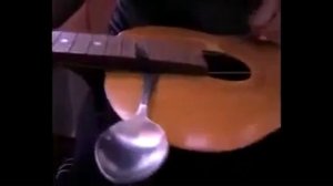 Как играть рок на акустической гитаре