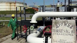 Киев продолжает переносить сроки возобновления транзита по нефтепроводу "Дружба".