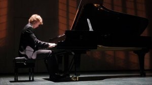 Иван Бессонов в Москве – концерт в Доме Музыки