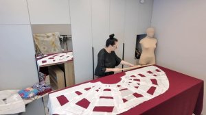 БРЮКИ-ШОРТЫ НЕОБЫЧНОГО КРОЯ. Раскладка и раскрой брюк солнце без объяснений.