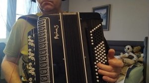 Короткая демонстрация MIDI-баяна V3