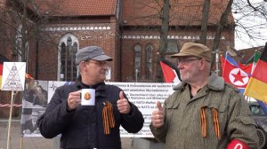 Kommentare; „Es gibt keine Atomwaffen“ #Idiokratie