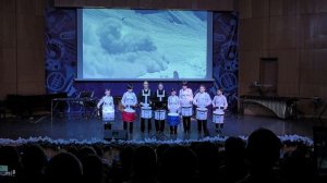 Rolling in Rhythm C.S.Wilcoxon исполняет школьный ансамбль барабанщиков