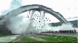 Самые масштабные ошибки рабочих снятые на камеру.