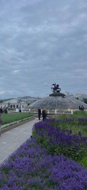 6. Манеж и Манежная площадь