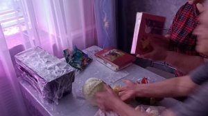 17.03.26. На улице теплынь. Мусяна гуляет. Приехали из магазина. Пришла посылка от Татьяны Тимировой