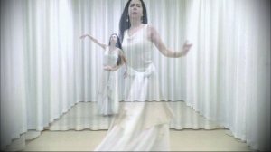 "The pointless beauty of being" (dance improvisation)