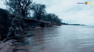 Дома висят над обрывом. ГОРЯЧАЯ ЛИНИЯ