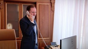 Виталий Королев поздравил с 92-летием заслуженного работника культуры РФ Евгения Ивановича Борисова