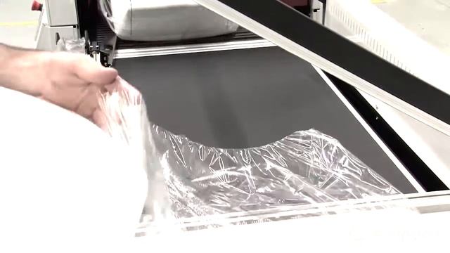 Термоусадочный тоннель SmiPack T650 упаковка пластиковых изделий