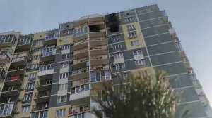 Последствия попадания дрона ВСУ в жилой дома в Прикубанском округе Краснодара