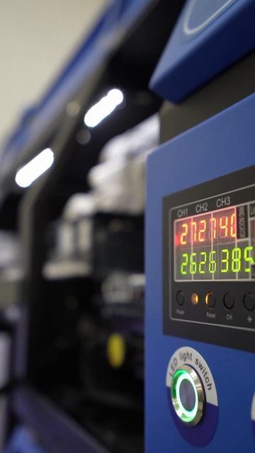 DTF-печать в деле: магия принтера крупным планом