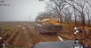 Уничтожение техники противника операторами FPV-дронов группы Вани Иванова