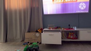 Сын разбил телевизор / Плачу весь день