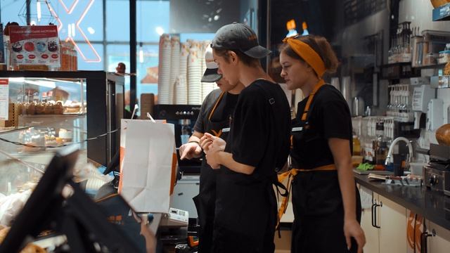 РАБОЧИЙ ДЕНЬ ПРОДАВЦА В ХЛЕБНИКЕ