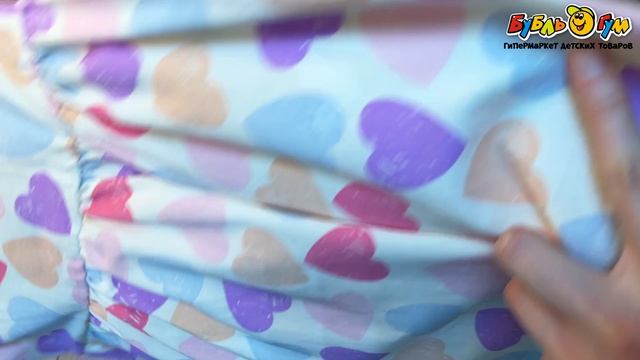 Платье Lanson Kids с ярким принтом сердечек и расклешенной юбкой светло-бежевое - видео