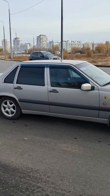 Шведский танк в ДТП смотреть онлайн