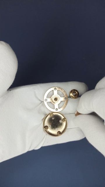 Кнопка декоративная золото (колесо), Артикул 03846