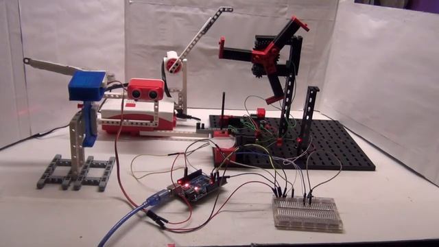 Весёлая робототехника с Клик, Fischertechnik и Arduino