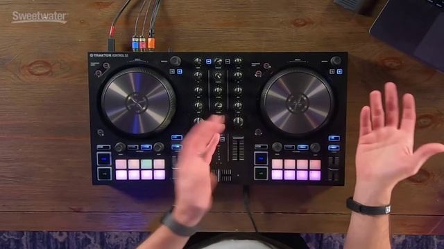 Native Instruments Traktor Kontrol S2 MK3 Demo