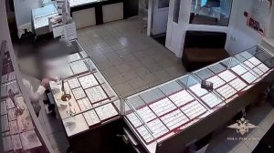 в Башкирии спецназ задержал семейный дуэт грабителей ювелирного салона