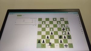 Играю на шахматной платформе часть 4. Не смогли всё-таки победить бота 6 левела.