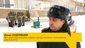 Студенты политеха показали, как готовят армейский обед в полевых условиях