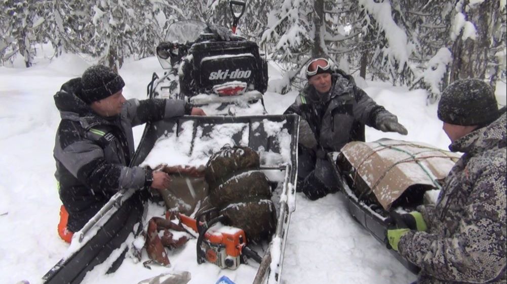 ТАЙГА Таежная ИЗБА сборы ДОМОЙ СНЕГОПАД Рыбалка Охота