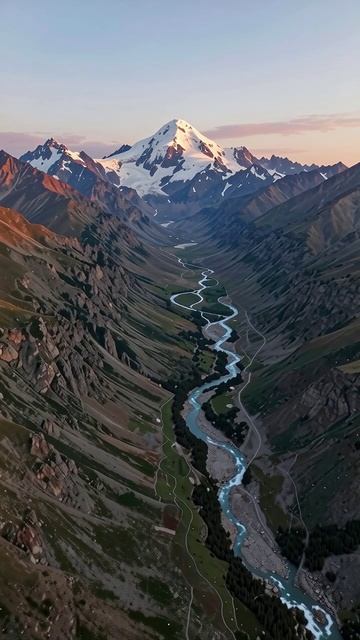 Горы и реки: Прекрасные пейзажи природы #природа #горы #ландшафт