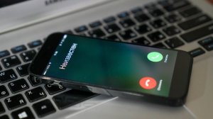 Мошенники атаковали телефоны россиян на фоне нестабильного интернета