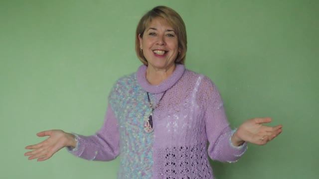 Джемпер «Сиреневый туман» готов! Вязание спицами: разбор пряжи, узора и нюансов работы