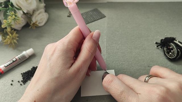 Брошь из бисера «Черный жук». 1 часть. Вышивка крыльев. Мастер-класс