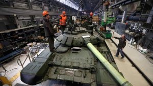 ФСБ в 2025 году предотвратила хищения средств предприятий ОПК на 30 млрд рублей