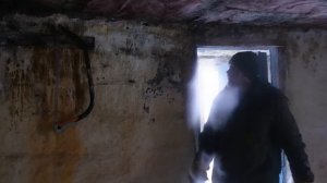 ВОССТАНАВЛИВАЮ ЗАБРОШЕННУЮ ХИЖЕНУ В ЛЕСУ