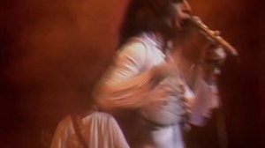 Queen - Now I'm Here (trailer)