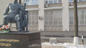 Памятник П.А. Герцену (цикл "Прогулки по Москве с Иваном Человековым)