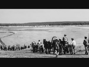 Отступали войска по степи