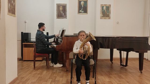 Демкина С. М.1 кат.мла возраст.группа  Народная песня Журавель В. Моцарт  Деревенский танец 