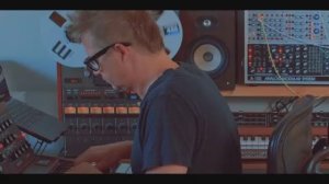 Between The Cuts – Music For Creatives (4-Hour Set on Bandcamp)-(1080p24)