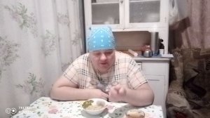 Завтрак в тишине ☺️. Муж спит, извиняюсь за неудобство