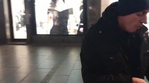 Жареные каштаны. Памятник Князю Михаилу Обреновичу. г. Белград. Сербия.