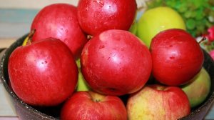 Есть ЯБЛОКИ? Я знаю что приготовить! Сразу три простых рецепта из яблок.