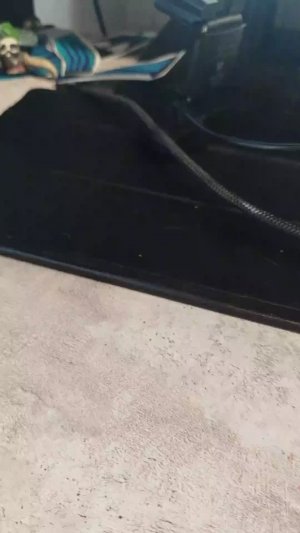 показываю лицо