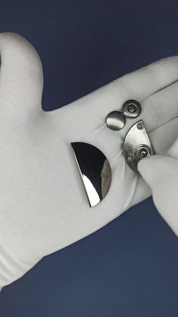 Кнопка декоративная темный никель (полумесяц), Артикул 03843