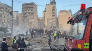 بيروت.. مشاهد خاصة لقناة RT من الموقع المستهدف جراء الغارة الإسرائيلية في منطقة الباشورة