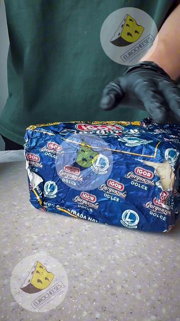 Сыр Горгонзола  Dolce («сладкая») PDO Италия